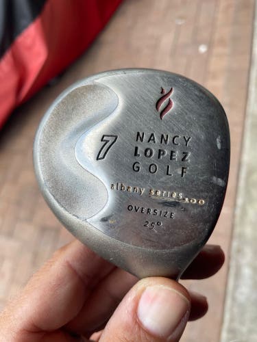 Woman’s golf club by Nancy Lopez , Wood n7 in right Handed