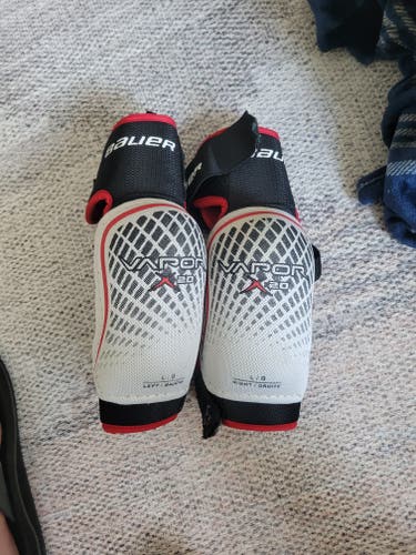 Used Large Bauer Vapor X20 Elbow Pads