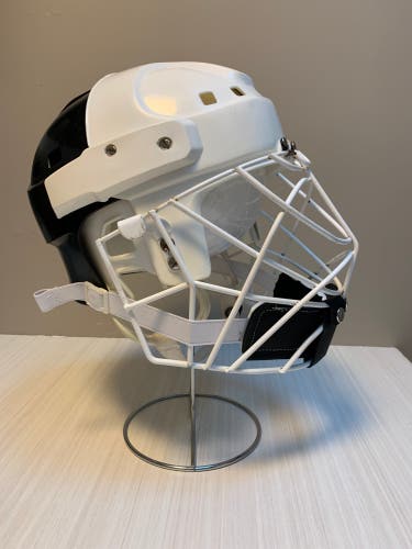 Cooper SK2000 Goalie Combo Mask Black & White Two Colour SK 2000 + HM30 Cage
