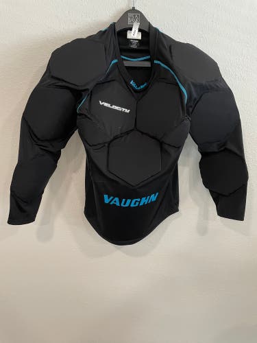 Vaughn V9 Goalie Padded Undershirt Large