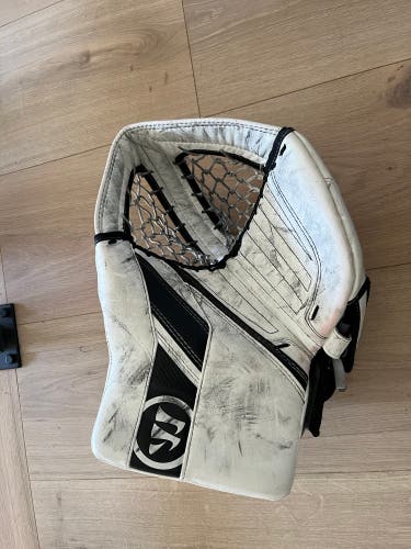 Warrior Ritual G5 Goalie glove - Regular Intermediate