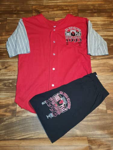 Vintage RARE Chicago Bulls 3 Peat NBA Champions Sport Button Up Jersey Shorts XL