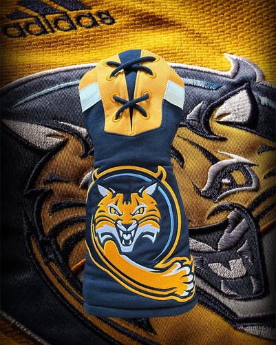 Quinnipiac Bobcats Driver Head Cover