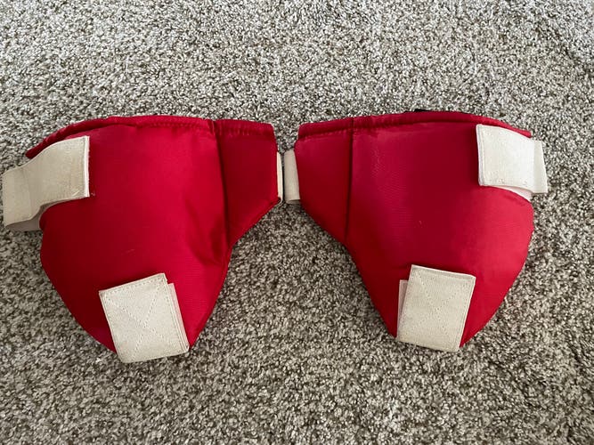 Used Bauer Thigh guards