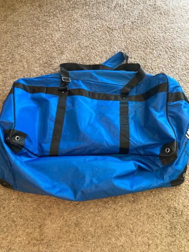 Used GoalieMonkey Brand Goalie Bag