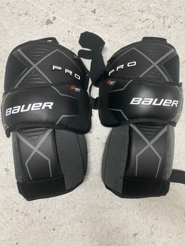 Hockey goalie knee protectors - Sr