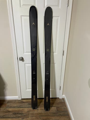 New 2022 Dynastar  M-Pro 99 Skis, 178