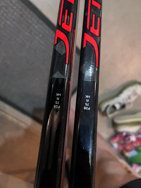 Senior Right Handed P28 Jetspeed Team Hockey Stick