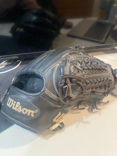 Pitcher's 11.75" A2K Baseball Glove