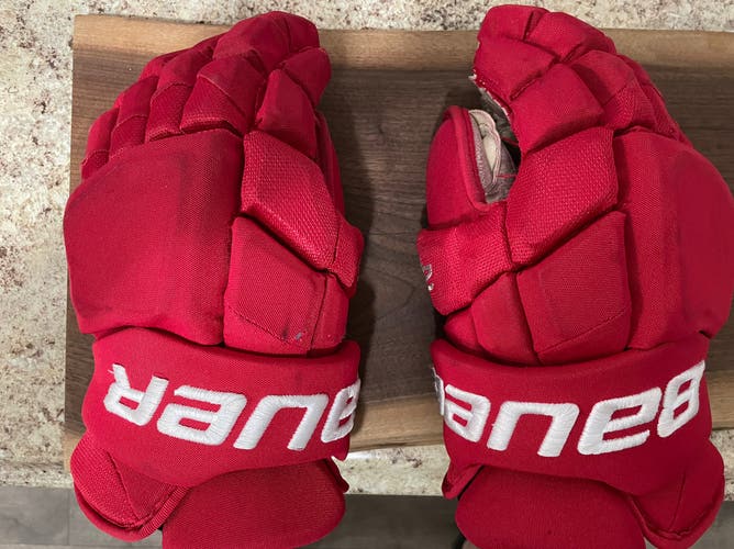 Bauer 14" Supreme 2S Pro Gloves