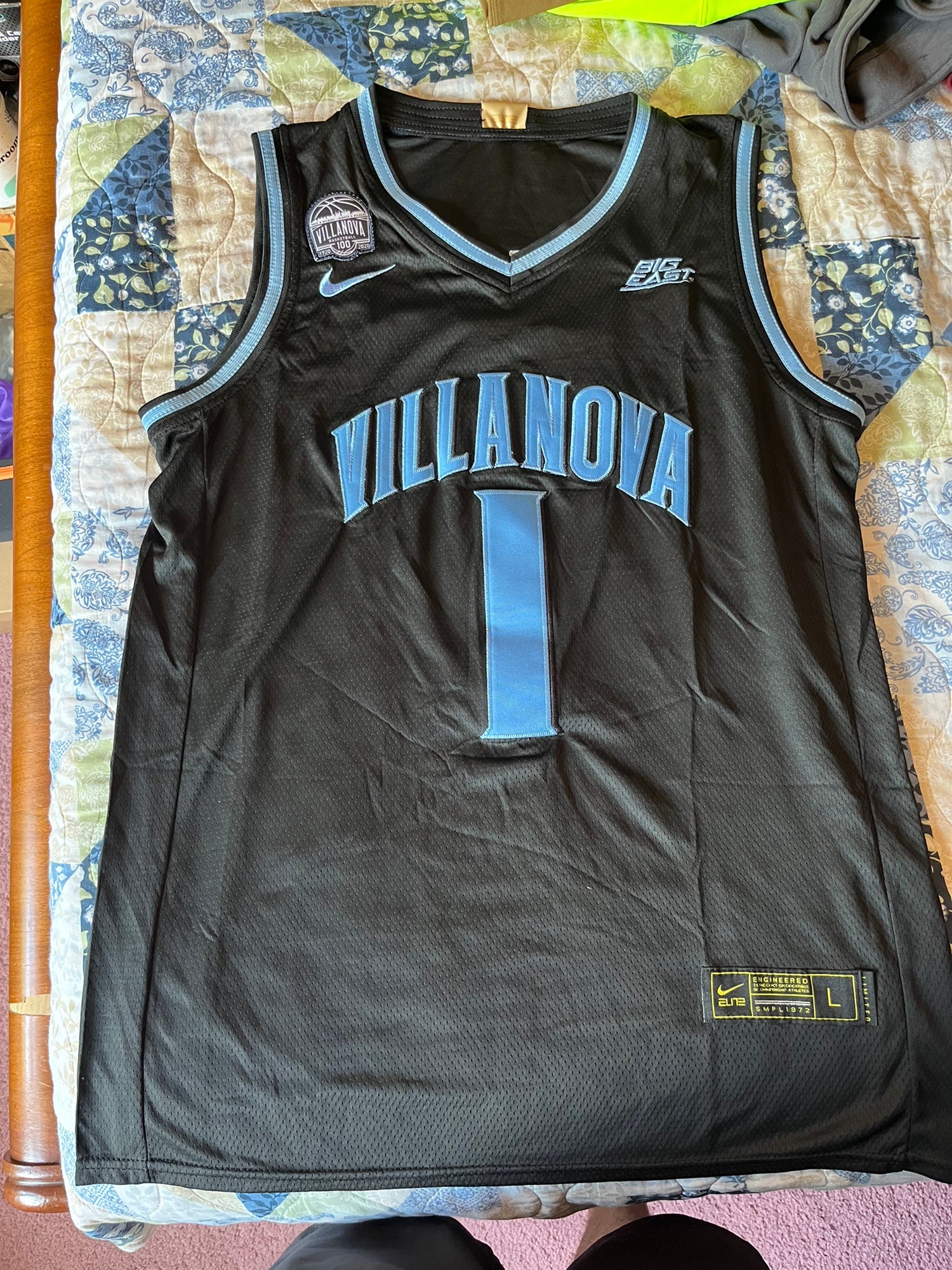 villanova basketball uniforms