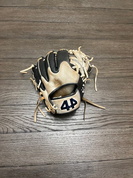 44 signature series 11.75 custom glove