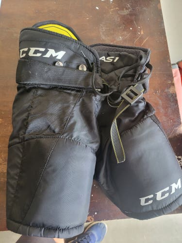 Used  Youth Large CCM AS1 Hockey Pants