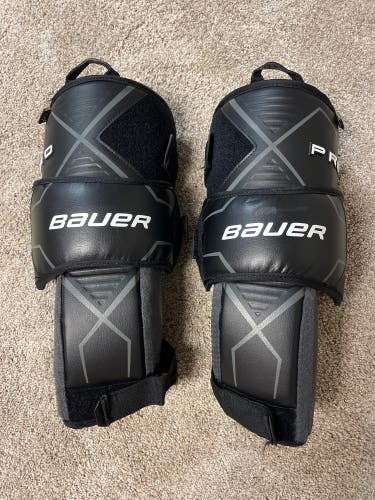 Bauer Pro Goalie Knee Guards