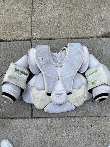 Used Medium Vaughn  Velocity V6 Goalie Chest Protector