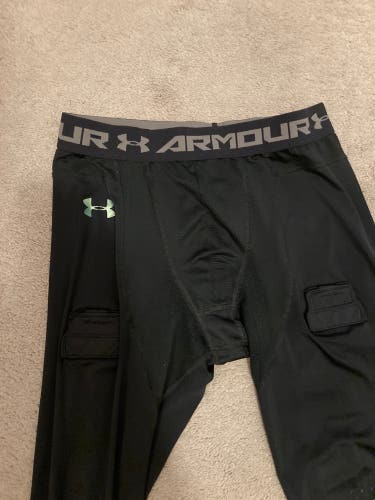 Under Armour XL hockey leggings w/ Velcro and cup