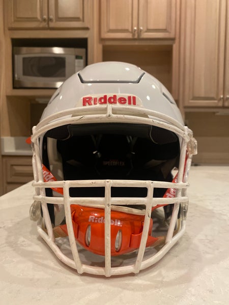 BRAND NEW Riddell Speedflex Youth Extra Large (XL) Football Helmet. 2022