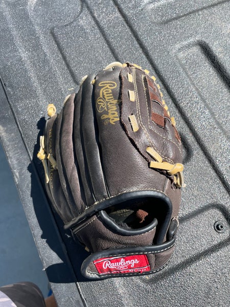 11” Rawlings Mitt