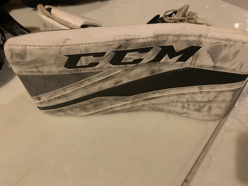 White Intermediate CCM Extreme Flex III E3.9