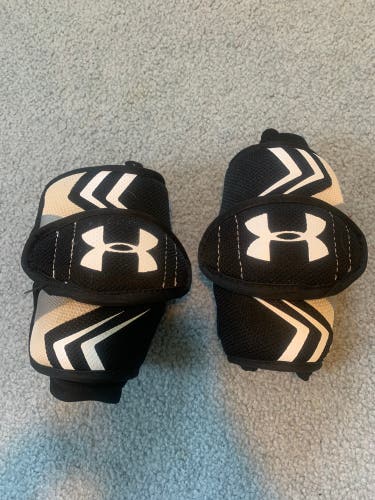 Used Small Under Armour Lacrosse Elbow Pads