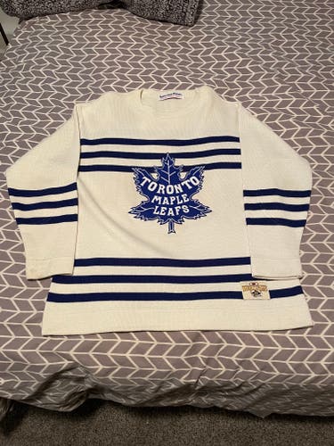 Ebbets Field Flannels Heritage Series Toronto Maple Leafs Sweater/Jersey