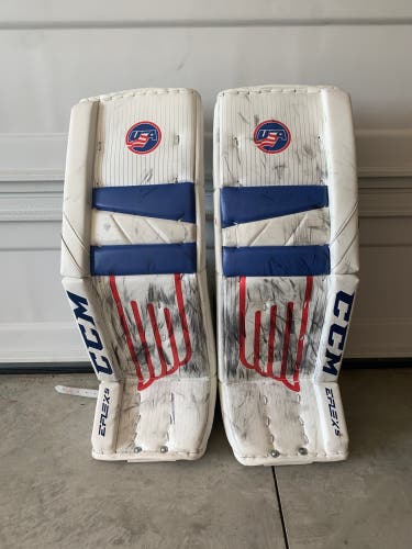 34" CCM Eflex 5 Goalie Leg Pads
