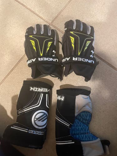 Lacrosse youth xs gloves and elbow pads