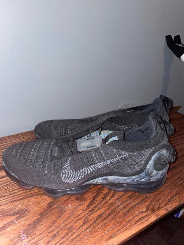 Size 12 Nike Vapormax 2020