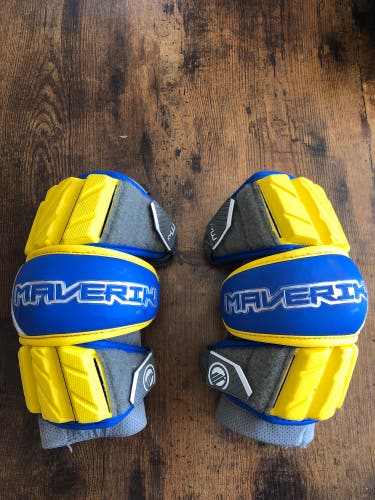 Maverik Delaware Game Arm Pads