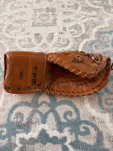 *VINTAGE* TPH GM25 goalie glove