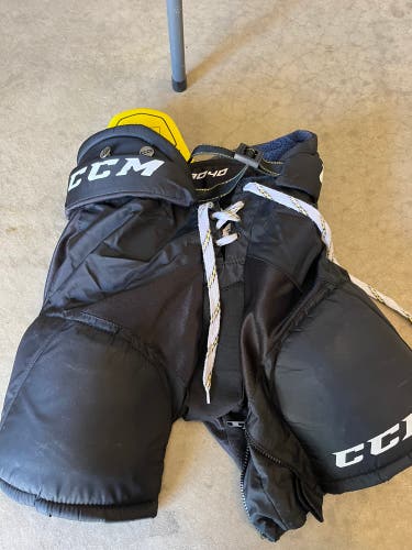 Used Small CCM Tacks 9040 Hockey Pants