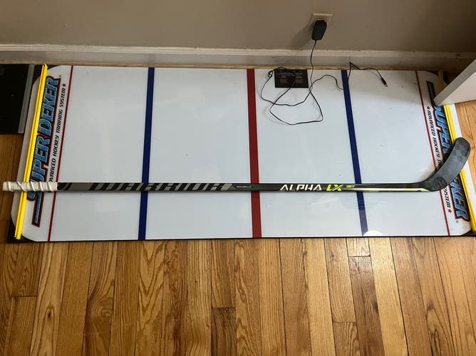 Senior Right Handed W88  Alpha LX Pro Hockey Stick