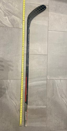 Junior Left Hand P88  Vapor Hyperlite Hockey Stick
