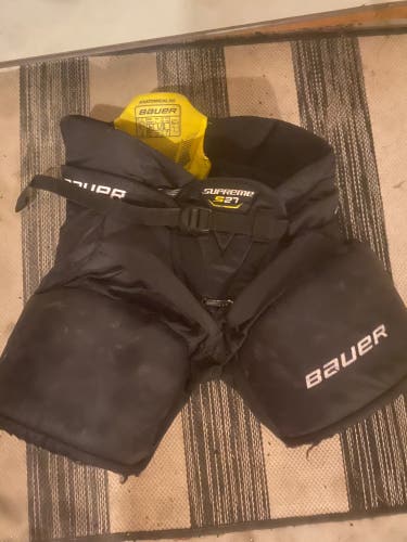 Used Large Bauer S27 Hockey Goalie Pants