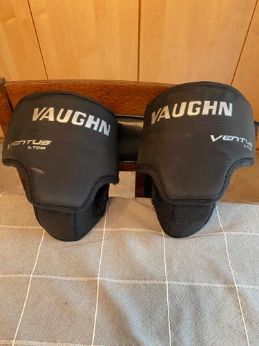Used Vaughn Junior Knee/Thigh Guard