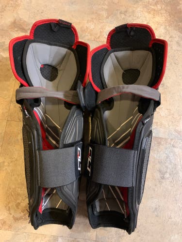 16” CCM QLT ICE HOCKEY SHIN PADS
