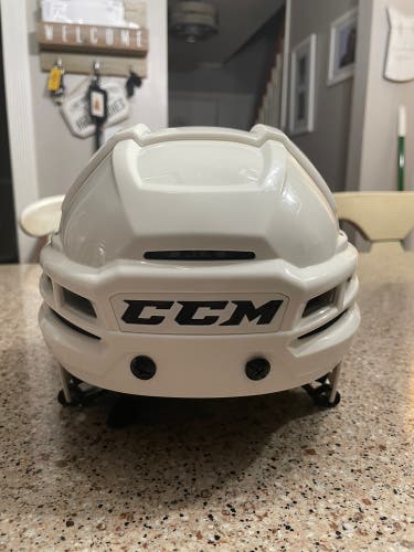 Used Small CCM Tacks 910 Helmet