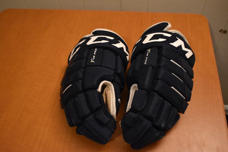 CCM Tacks 4 Roll Pro Gloves 15"