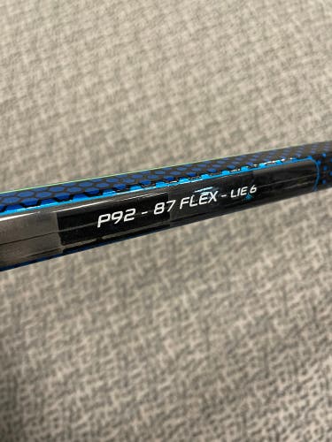 Bauer Nexus Geo P92 curve 87 flex left hand stick