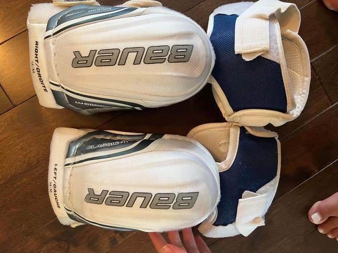 Used Medium Bauer  Nexus 8000 Elbow Pads