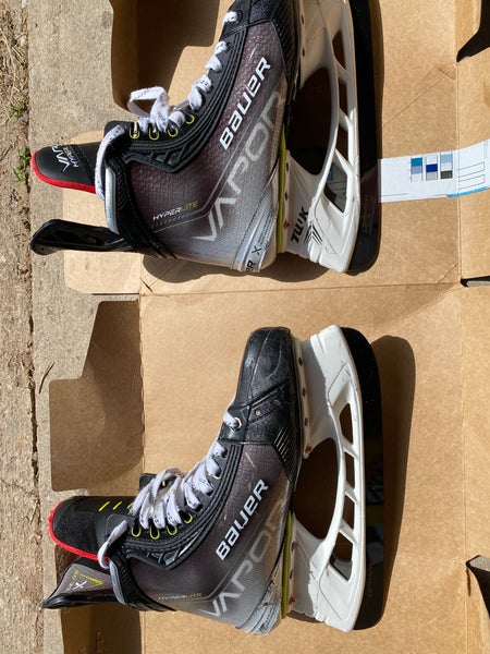 Used Bauer Regular Width Size 7 Vapor Hyperlite Hockey Skates