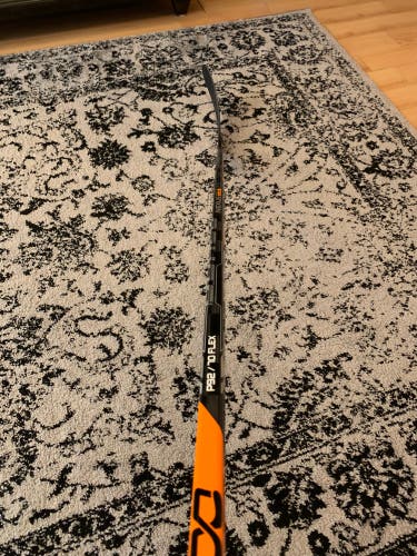 *USED ONCE* zac bell edition nexus geo 70 flex p92 orange and black hockey stick