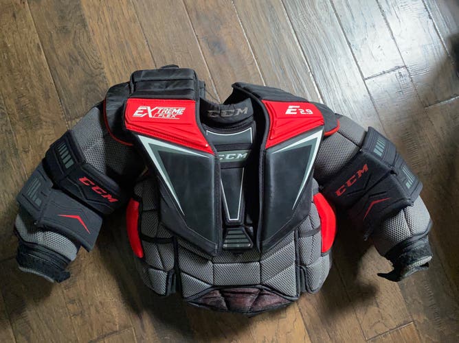 Used Small CCM Extreme Flex Shield E2.9 Goalie Chest Protector