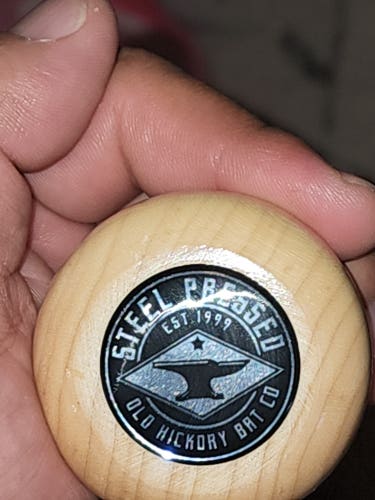 OLD HICKORY 33.5" BAT