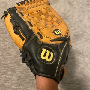 Outfield 11.5" A2452 Baseball Glove