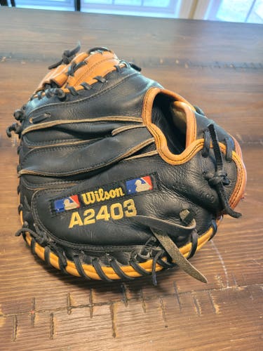 Wilson A2403 Pudge Catcher's Mitt 32.5"- Mint!