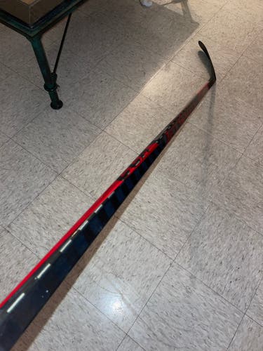 CCM Jetspeed FT4 Pro Hockey Stick Right Handed P28 Pro Stock (Brand New,Never Used)