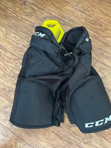 Senior Medium CCM Tacks 3092 Hockey Pants
