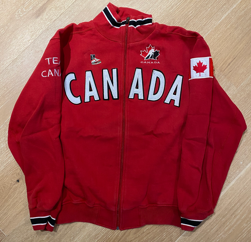 Team Canada Red Adult Unisex Used Medium Jacket
