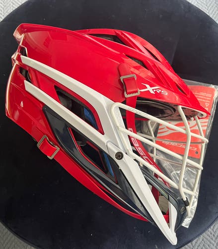 New Cascade XRS. red (scarlet)shell & strap, white cage and jawbone, black chin & washer